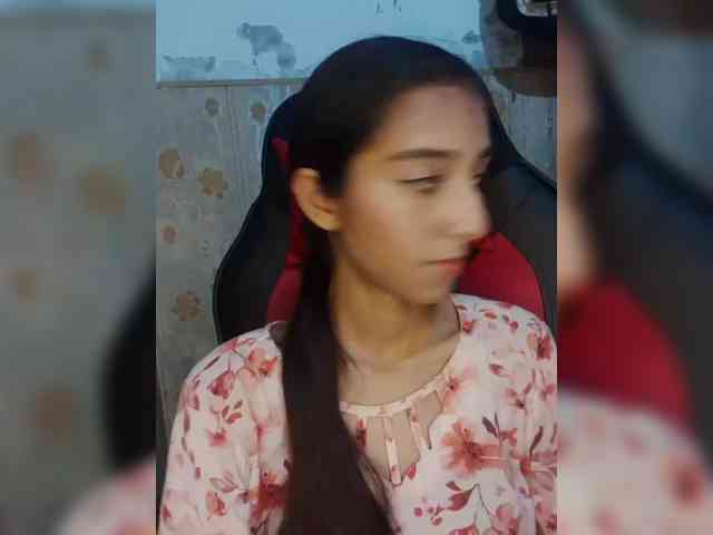 AlinaPopy webcam