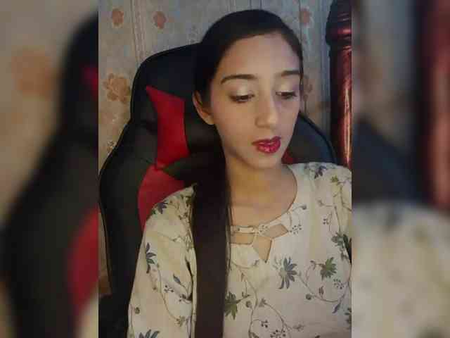 AlinaPopy webcam