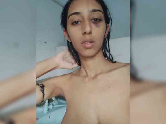 AlinaPopy webcam