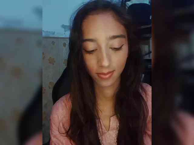AlinaPopy webcam