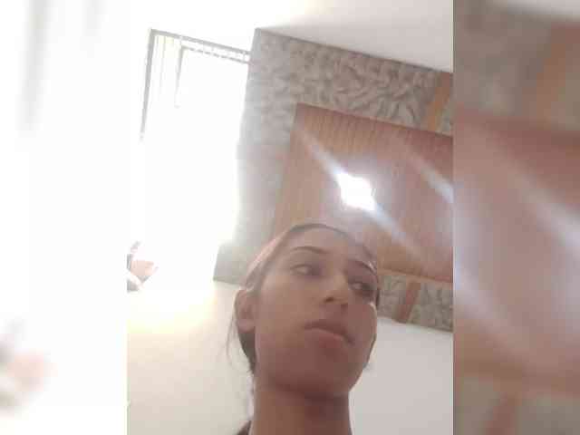AlinaPopy webcam