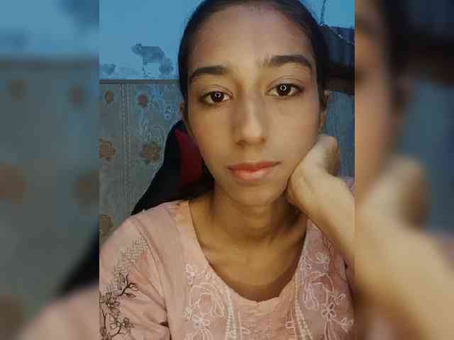 AlinaPopy webcam