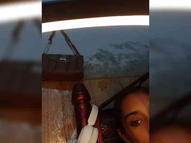 AlinaPopy webcam