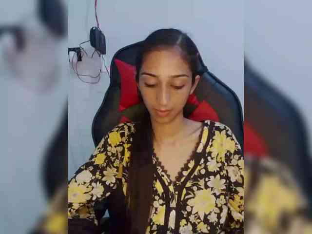 AlinaPopy webcam