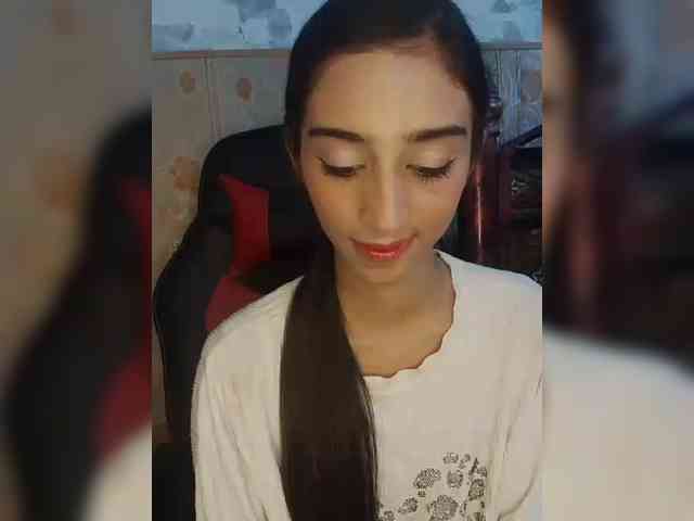 AlinaPopy webcam