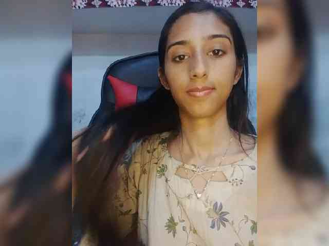 AlinaPopy webcam