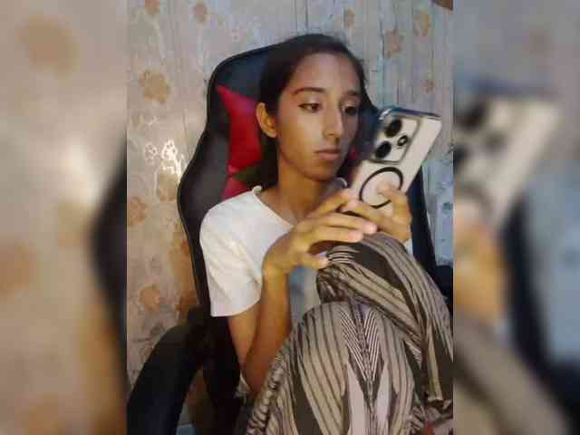 AlinaPopy webcam