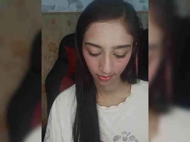 AlinaPopy webcam