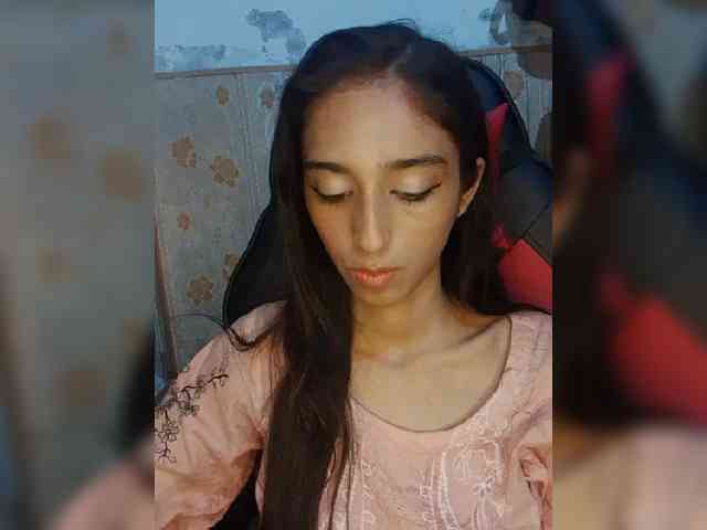 AlinaPopy webcam