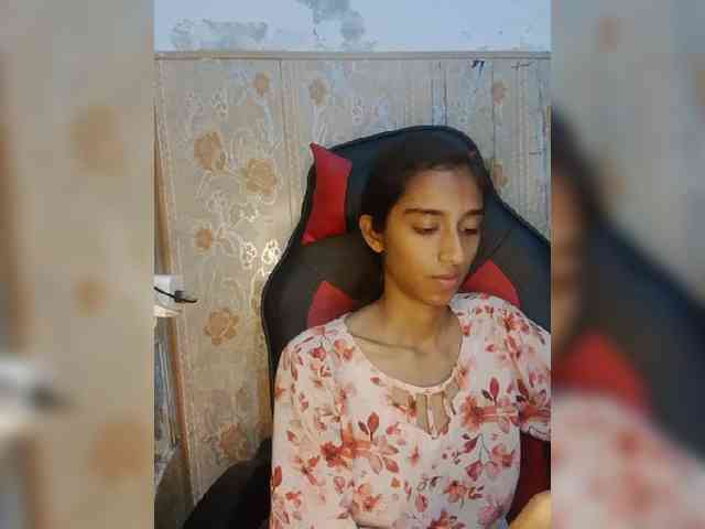 AlinaPopy webcam