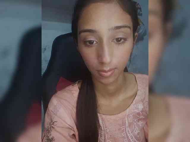 AlinaPopy webcam