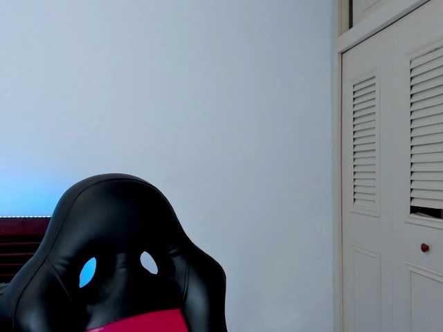 vanessaasquirt webcam