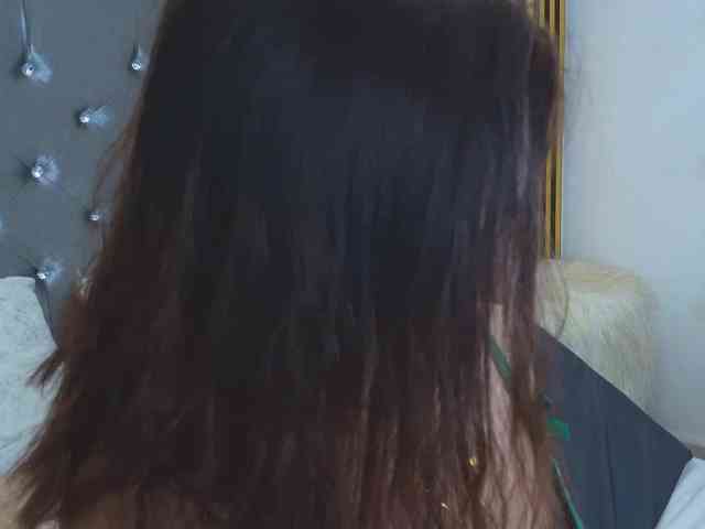 vanessaasquirt webcam