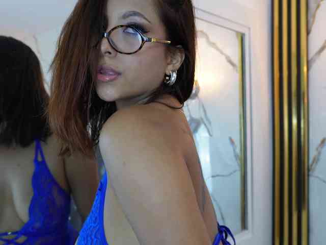 vanessaasquirt webcam