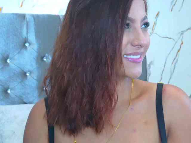 vanessaasquirt webcam
