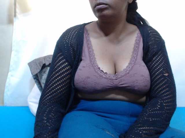 Sahobelle live cam on BongaCams