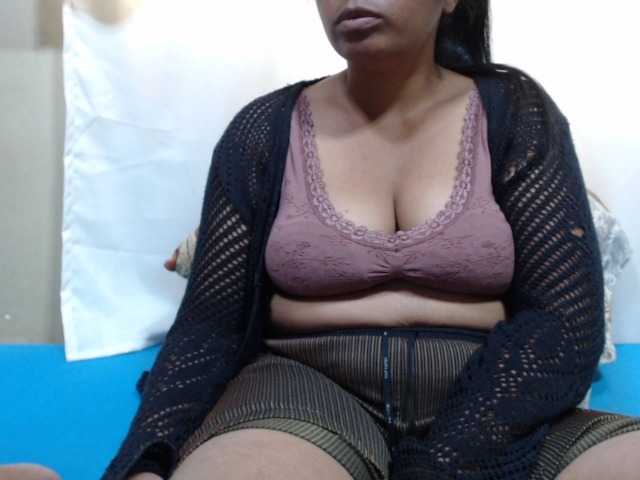 Sahobelle live cam on BongaCams