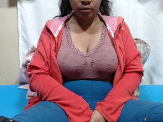 Sahobelle live cam on BongaCams