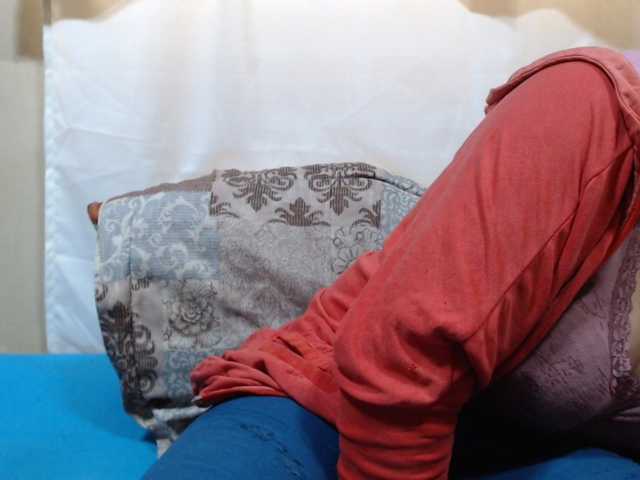 Sahobelle live cam on BongaCams