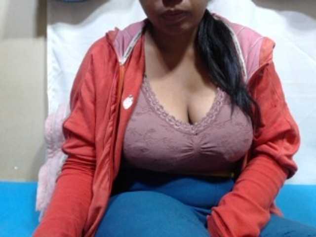 Sahobelle live cam on BongaCams