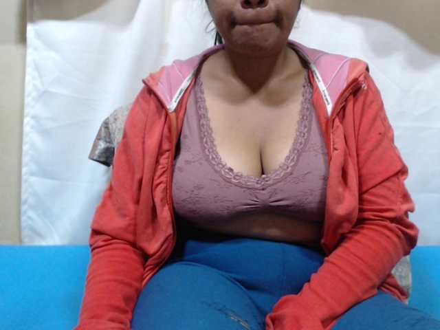 Sahobelle live webcam show