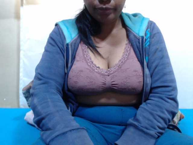 Sahobelle live cam on BongaCams