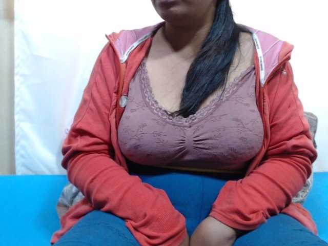Sahobelle live cam on BongaCams