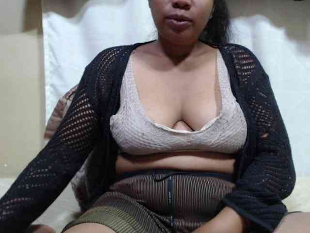 Sahobelle Live Webcam on BongaCams