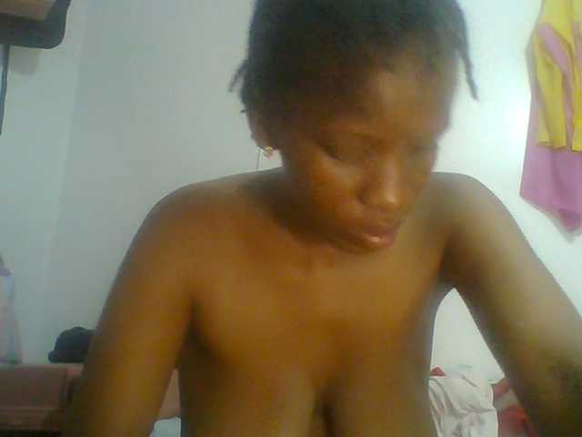 Cutegod22 live cam on BongaCams