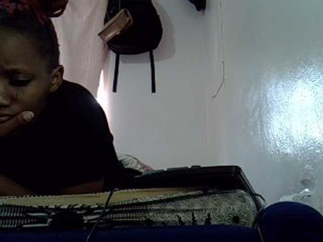 Cutegod22 live cam on BongaCams