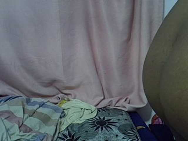 Cutegod22 live cam on BongaCams