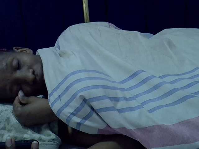 Cutegod22 live cam on BongaCams