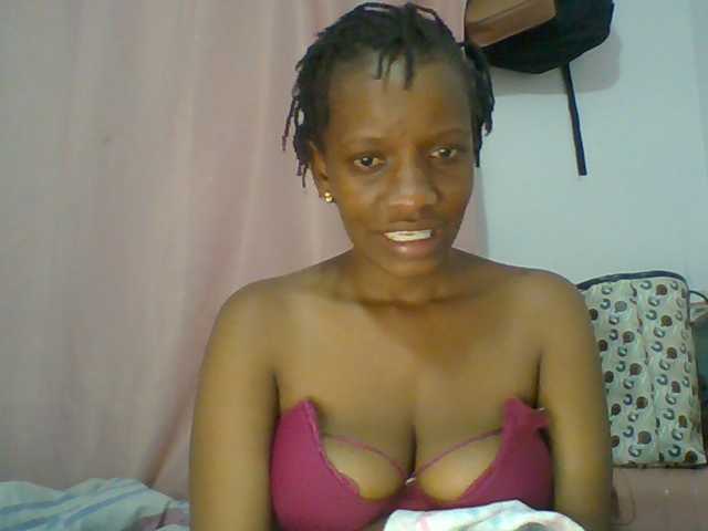 Cutegod22 live cam on BongaCams