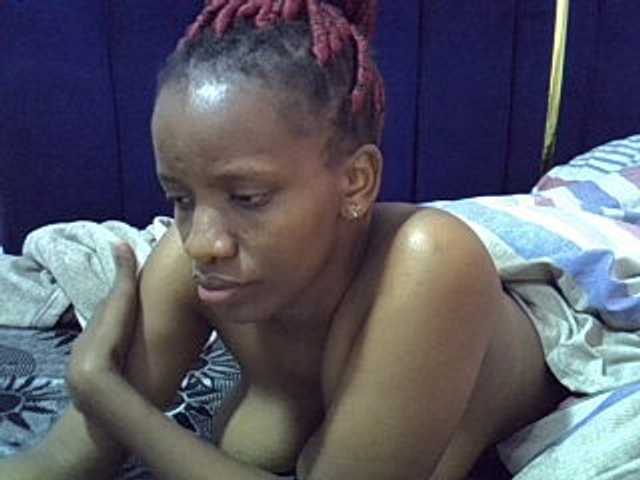 Cutegod22 live cam on BongaCams