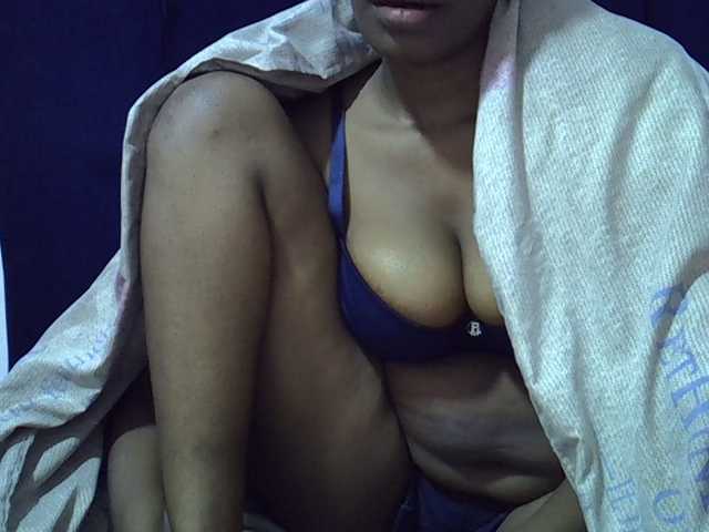Cutegod22 live cam on BongaCams