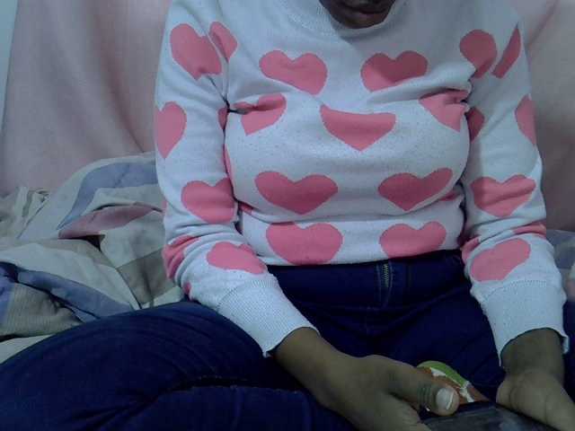 Cutegod22 live cam on BongaCams