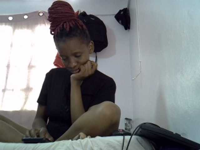 Cutegod22 live cam on BongaCams