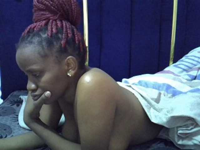 Cutegod22 live cam on BongaCams