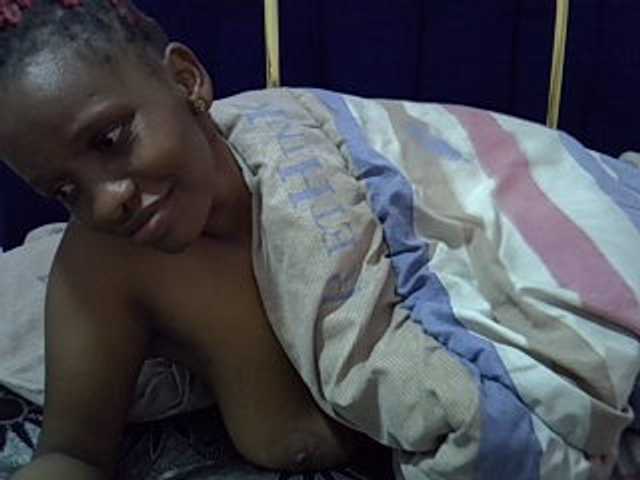 Cutegod22 live cam on BongaCams
