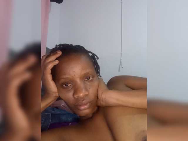 Cutegod22 live cam on BongaCams