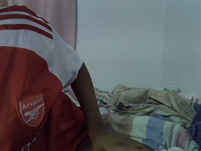 Cutegod22, live now on BongaCams