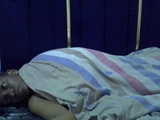 Cutegod22 live cam on BongaCams