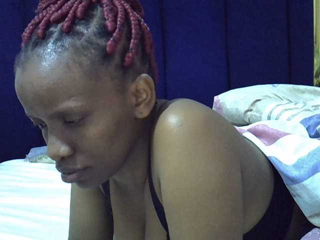 Cutegod22 live cam on BongaCams