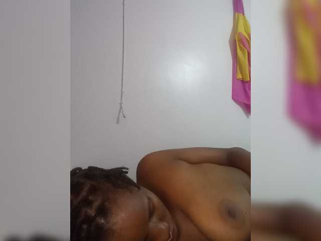 Cutegod22 live cam on BongaCams