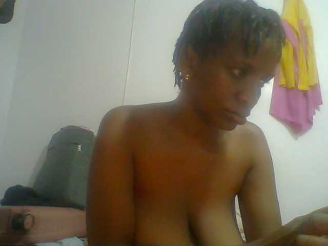 Cutegod22 live cam on BongaCams