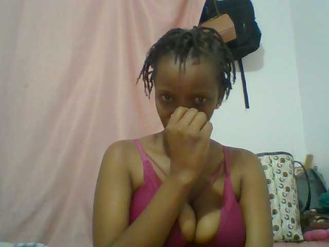 Cutegod22 live cam on BongaCams