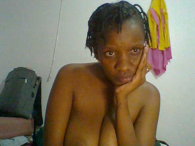 Cutegod22 live cam on BongaCams