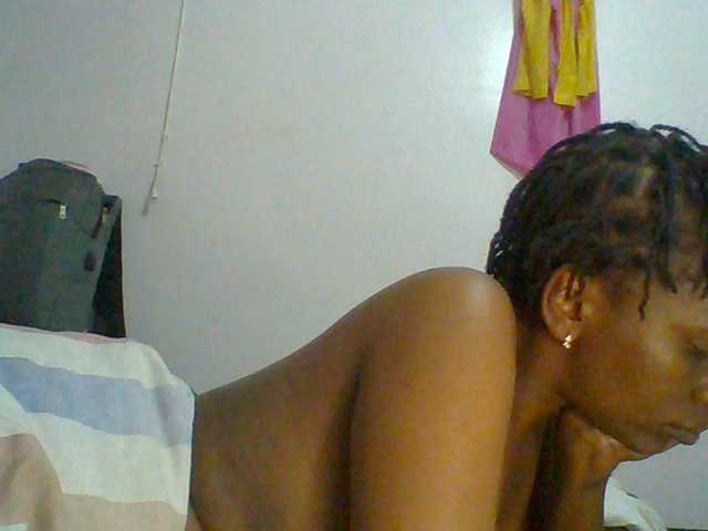 Cutegod22 live cam on BongaCams