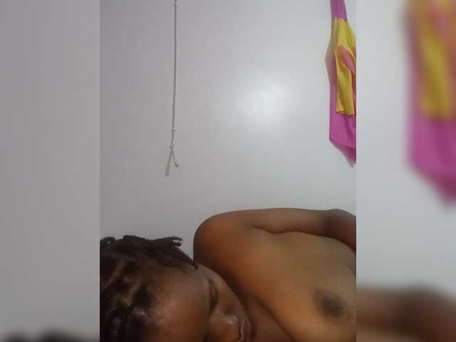 Cutegod22 live cam on BongaCams