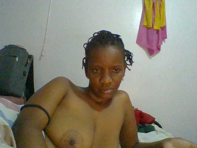 Cutegod22 live cam on BongaCams